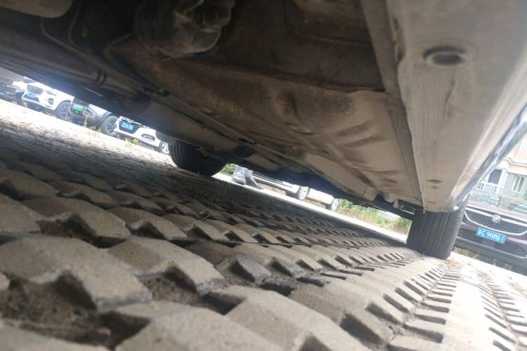 Used Buick Excelle 2011 1.6 LE-MT Chassis Rear Right