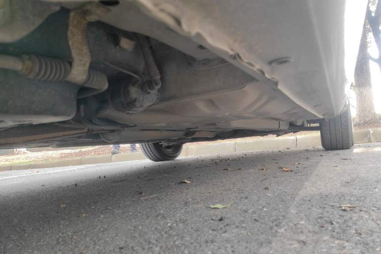Used Buick Excelle 2011 1.6 LX-MT Chassis Rear Right