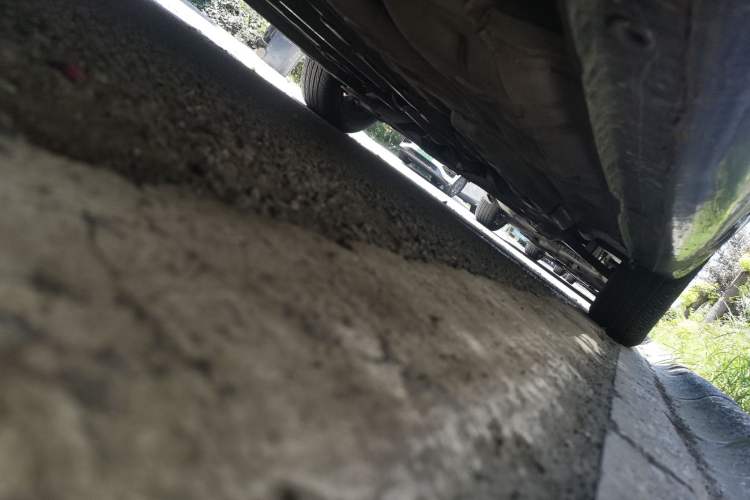 Used Buick Excelle 2011 1.6 LX-MT Chassis Rear Right