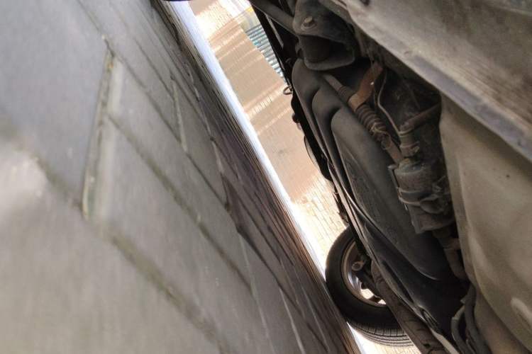 Used Buick Excelle 2011 1.6 LE-MT Chassis Rear Right