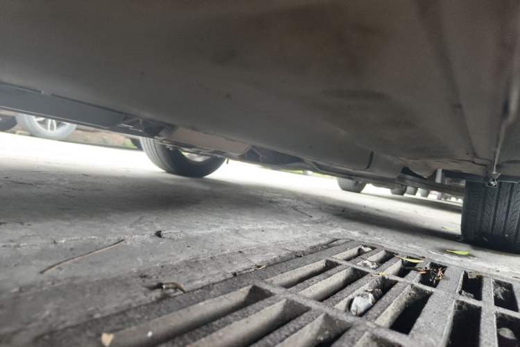 Used Buick Excelle 2011 1.6 LE-MT Chassis Rear Right