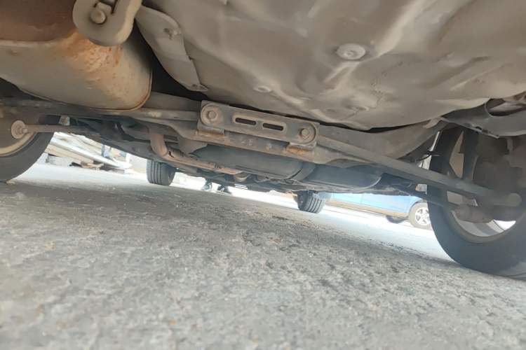 Used Buick Excelle 2011 1.6 LE-AT Chassis Rear
