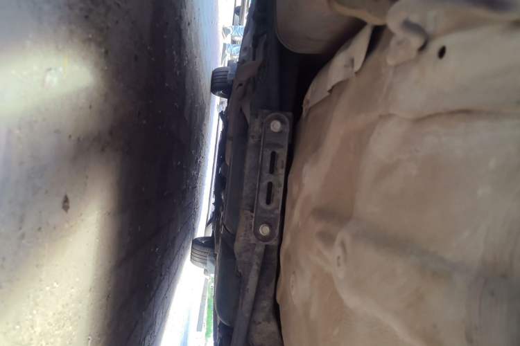 Used Buick Excelle 2011 1.6 LE-AT Chassis Rear