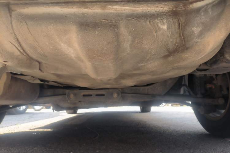 Used Buick Excelle 2011 1.6 LE-MT Chassis Rear