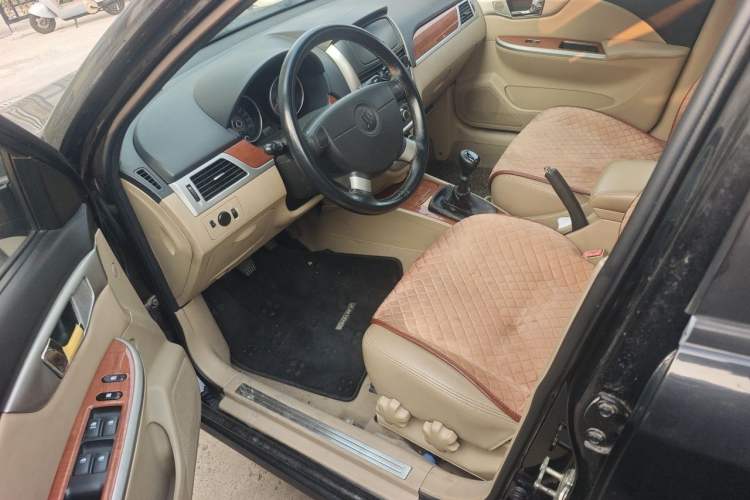 Used Buick Excelle 2011 1.6 LE-MT Driver Seat