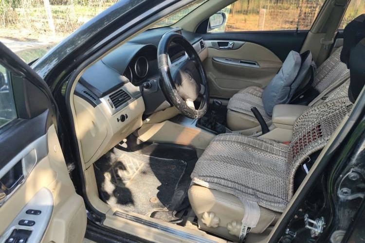 Used Buick Excelle 2011 1.6 LE-AT Driver Seat
