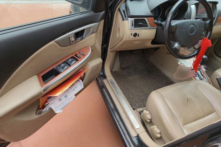Used Buick Excelle 2011 1.6 LE-AT Driver Seat