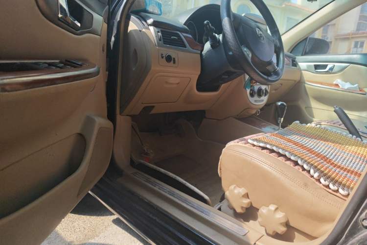 Used Buick Excelle 2011 1.6 LE-AT Driver Seat