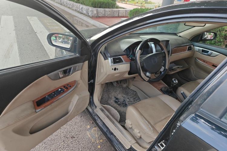 Used Buick Excelle 2011 1.6 LE-MT Driver Seat