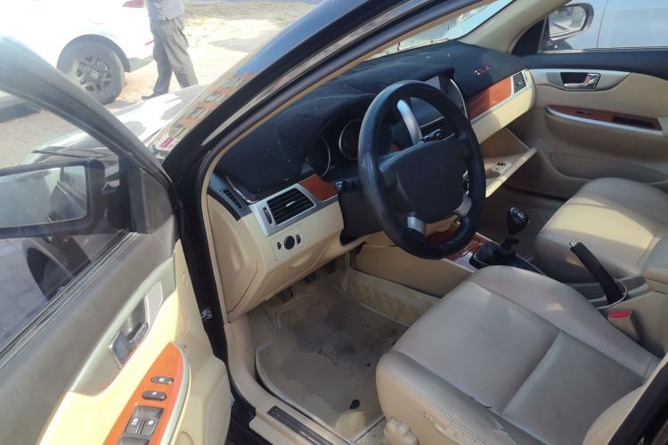 Used Buick Excelle 2011 1.6 LE-AT Driver Seat
