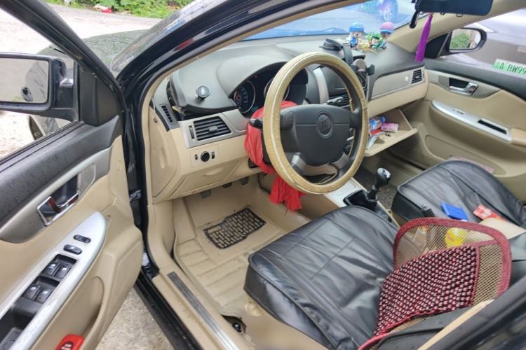 Used Buick Excelle 2011 1.6 LX-MT Driver Seat
