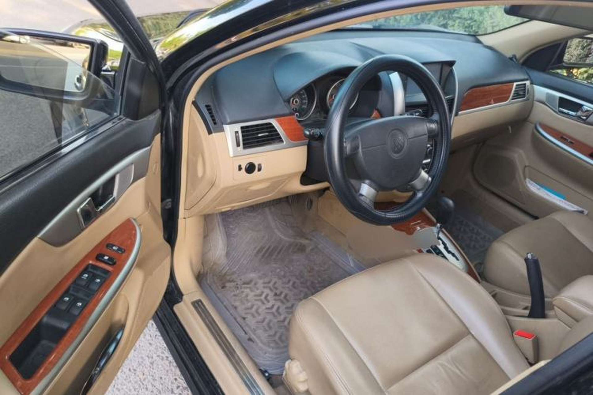 Used Buick Excelle 2011 1.6 LE-AT Driver Seat