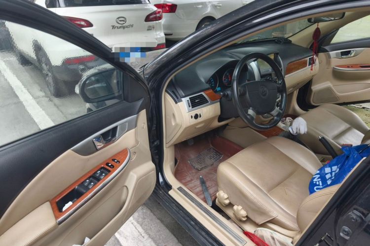 Used Buick Excelle 2011 1.6 LE-MT Driver Seat