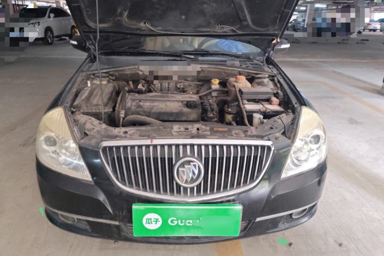 Used Buick Excelle 2011 1.6 LE-MT Engine Bay