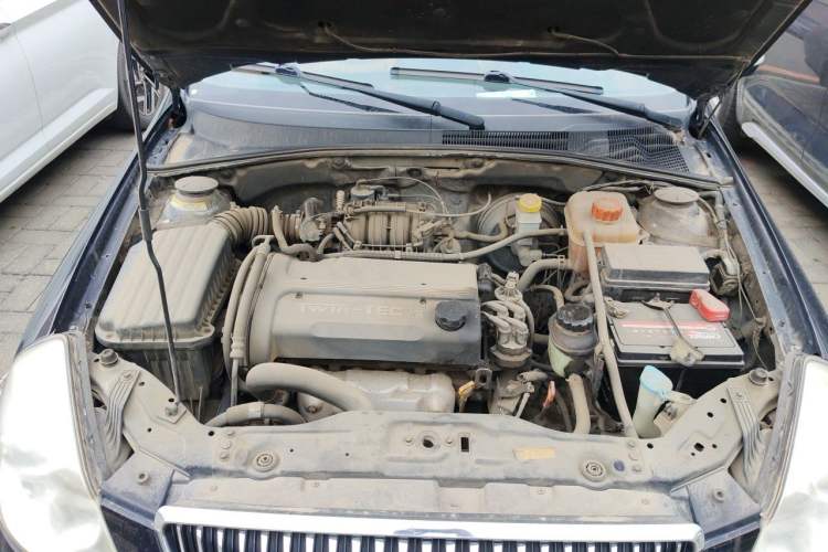 Used Buick Excelle 2011 1.6LX-AT Engine Bay