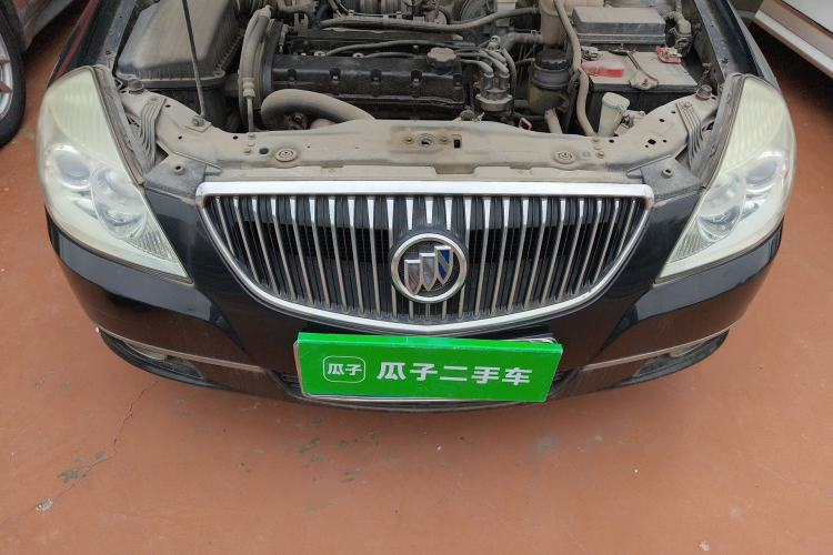 Used Buick Excelle 2011 1.6 LE-AT Engine Bay
