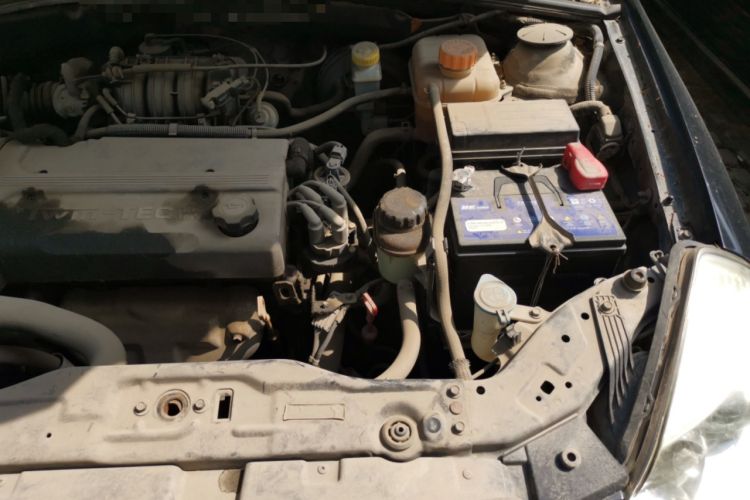 Used Buick Excelle 2011 1.6LX-AT Engine Bay Left