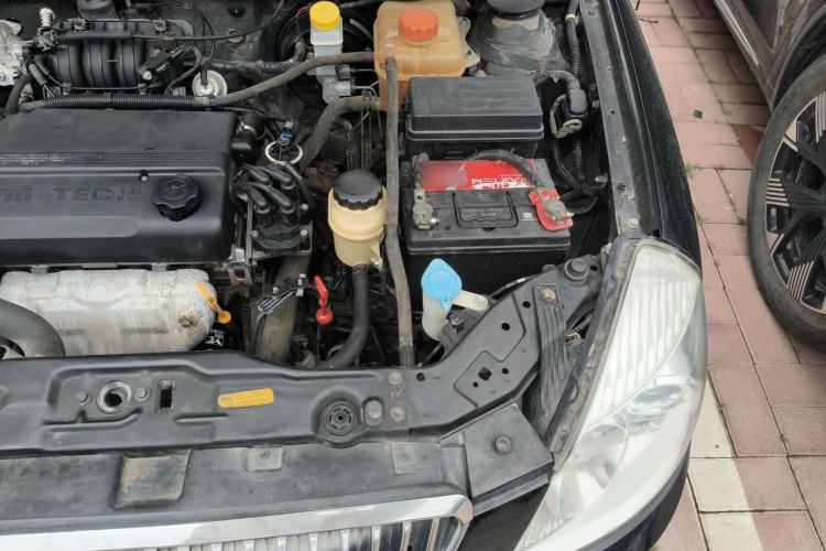 Used Buick Excelle 2011 1.6LX-AT Engine Bay Left