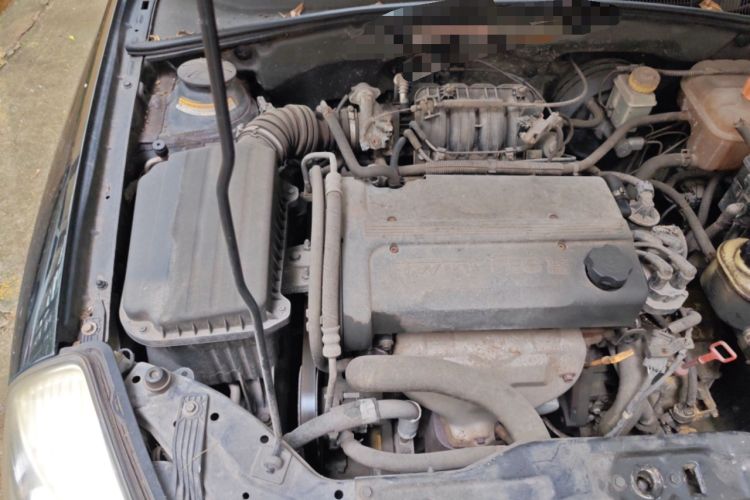 Used Buick Excelle 2011 1.6LX-AT Engine Bay Right