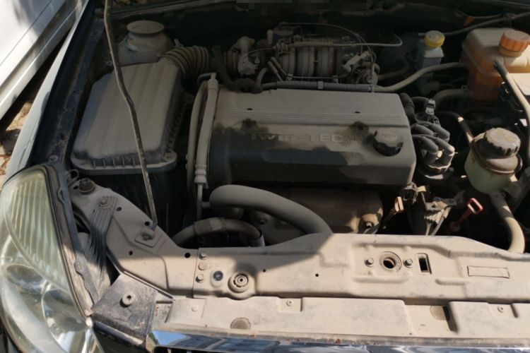 Used Buick Excelle 2011 1.6LX-AT Engine Bay Right