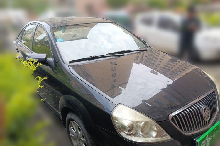 Used Buick Excelle 2011 1.6 LX-MT Front Right 45 Deg