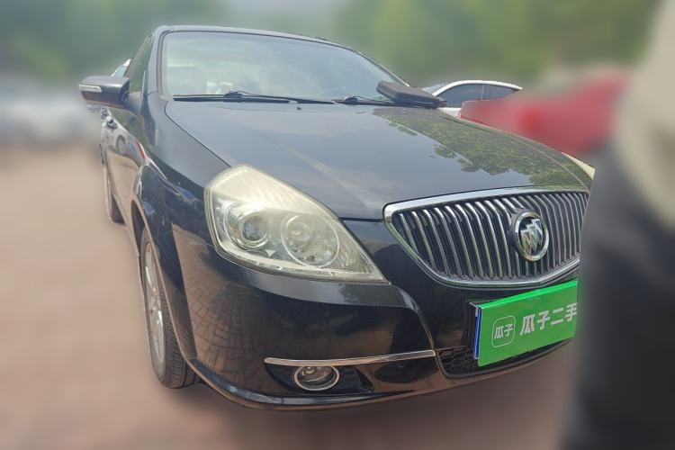 Used Buick Excelle 2011 1.6 LE-MT Front Right 45 Deg