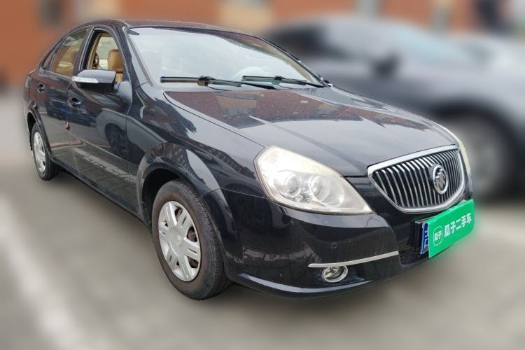 Used Buick Excelle 2011 1.6LX-AT Front Right 45 Deg