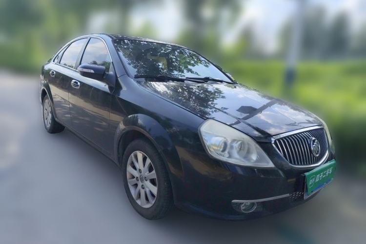 Used Buick Excelle 2011 1.6 LE-AT Front Right 45 Deg