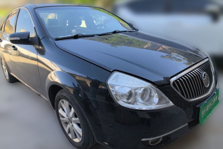 Used Buick Excelle 2011 1.6 LE-MT Front Right 45 Deg