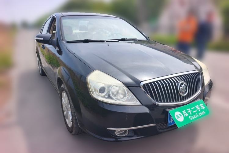 Used Buick Excelle 2011 1.6 LE-MT Front Right 45 Deg