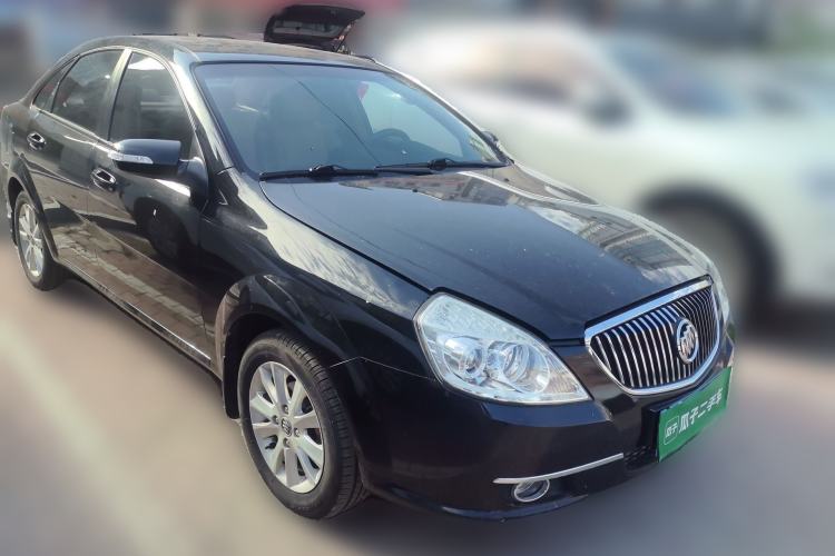 Used Buick Excelle 2011 1.6 LE-AT Front Right 45 Deg