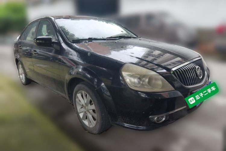 Used Buick Excelle 2011 1.6 LE-MT Front Right 45 Deg