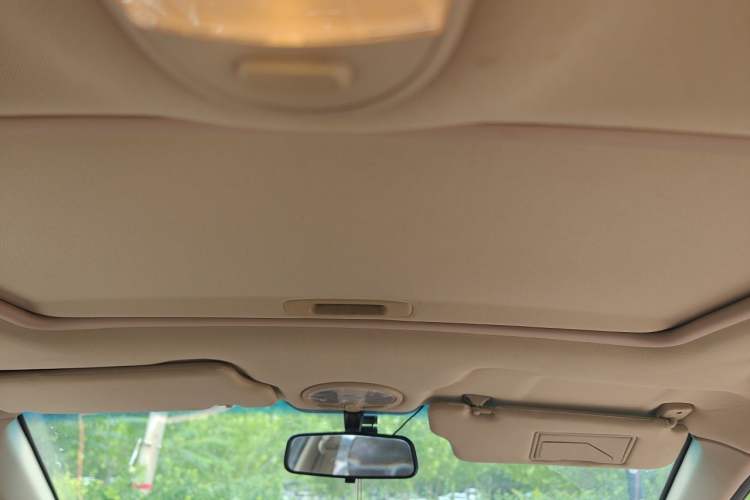 Used Buick Excelle 2011 1.6 LE-MT Headliner