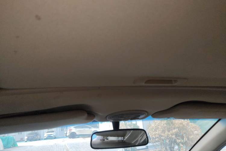 Used Buick Excelle 2011 1.6 LE-MT Headliner