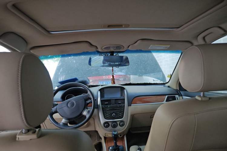 Used Buick Excelle 2011 1.6 LE-MT Headliner