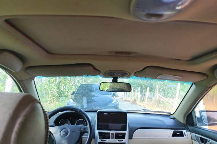 Used Buick Excelle 2011 1.6 LE-AT Headliner