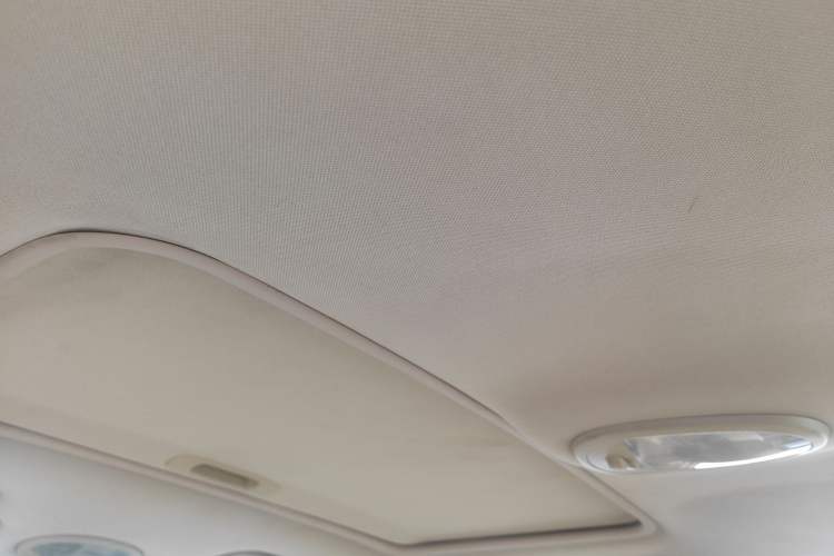 Used Buick Excelle 2011 1.6 LX-MT Headliner