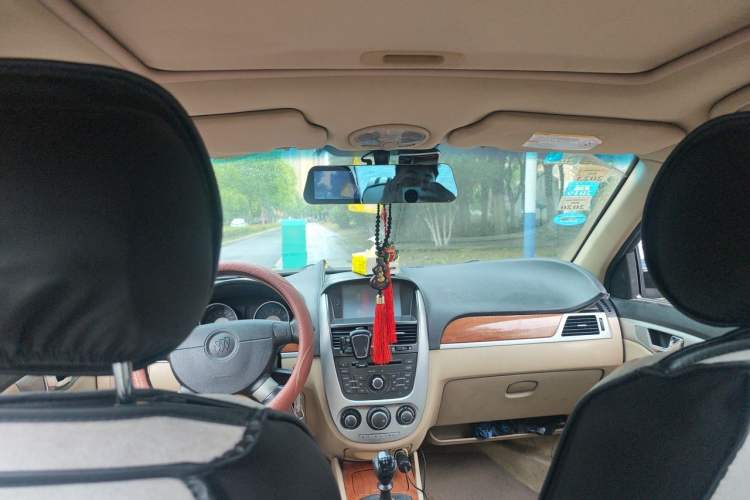Used Buick Excelle 2011 1.6 LE-MT Headliner