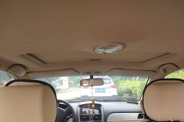 Used Buick Excelle 2011 1.6 LE-MT Headliner
