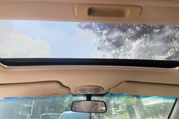Used Buick Excelle 2011 1.6 LX-MT Headliner