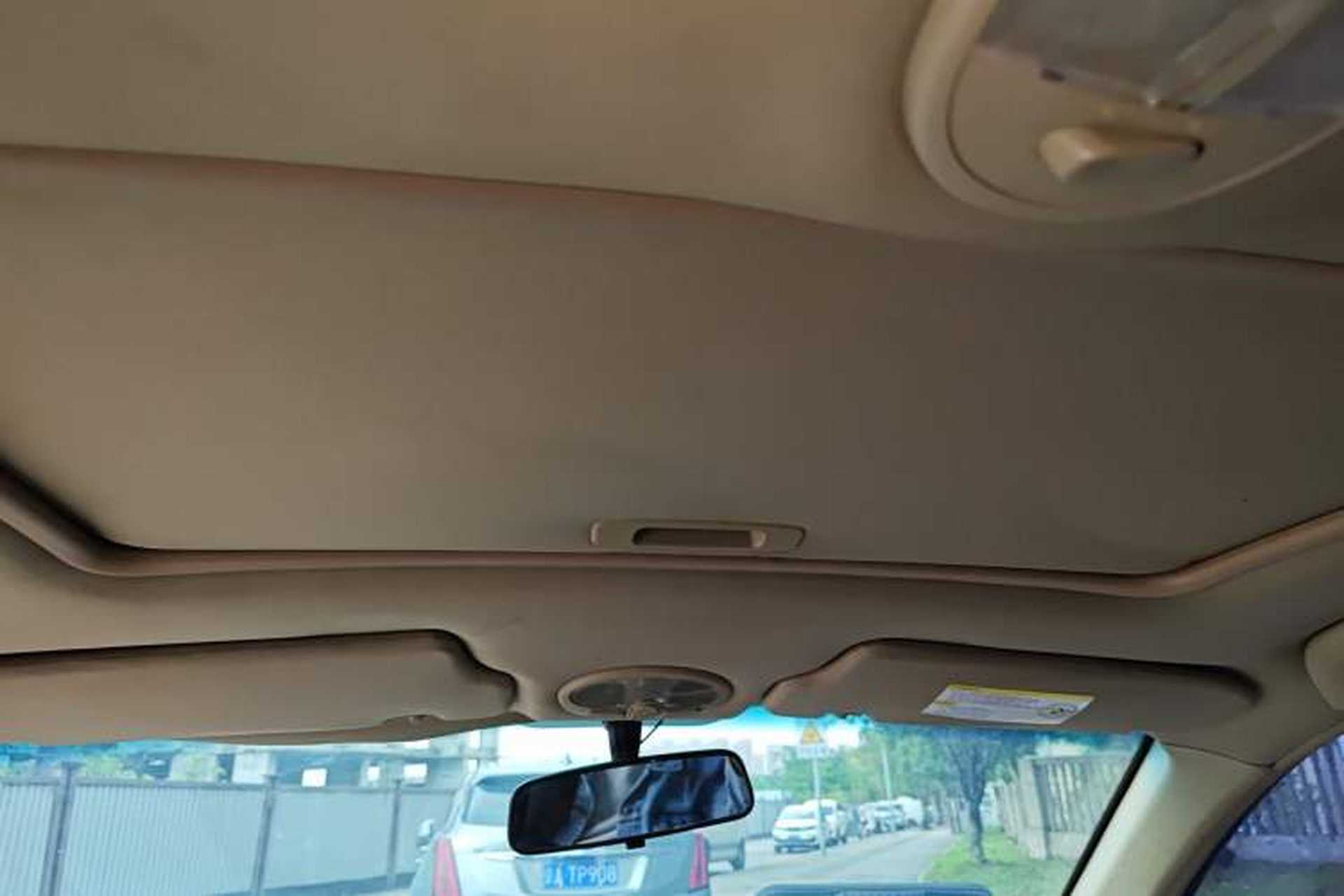 Used Buick Excelle 2011 1.6 LE-MT Headliner