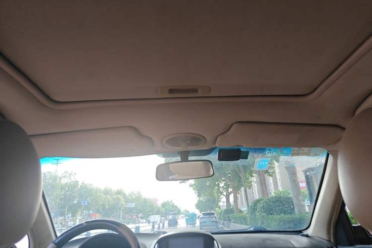 Used Buick Excelle 2011 1.6 LE-MT Headliner