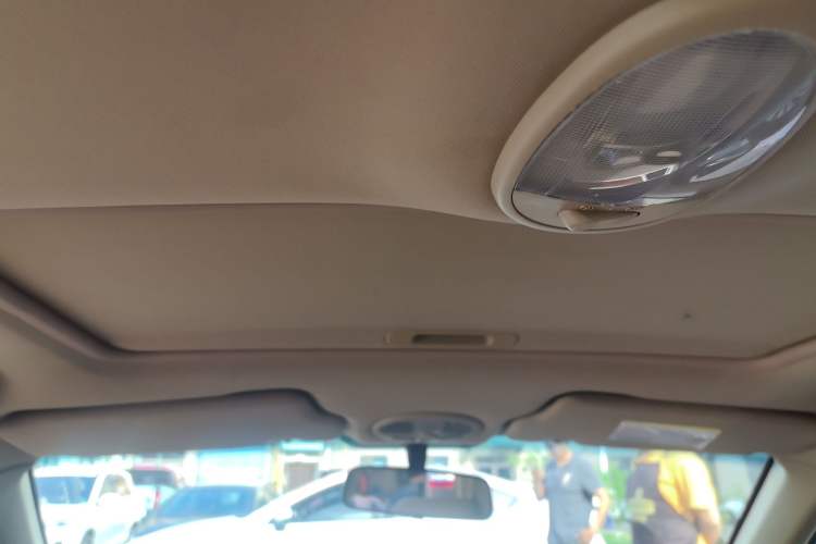 Used Buick Excelle 2011 1.6 LE-AT Headliner