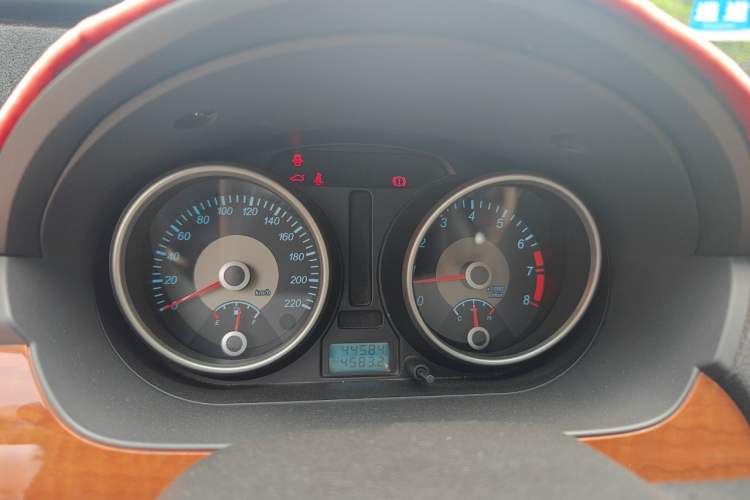 Used Buick Excelle 2011 1.6 LE-MT Instrument Cluster