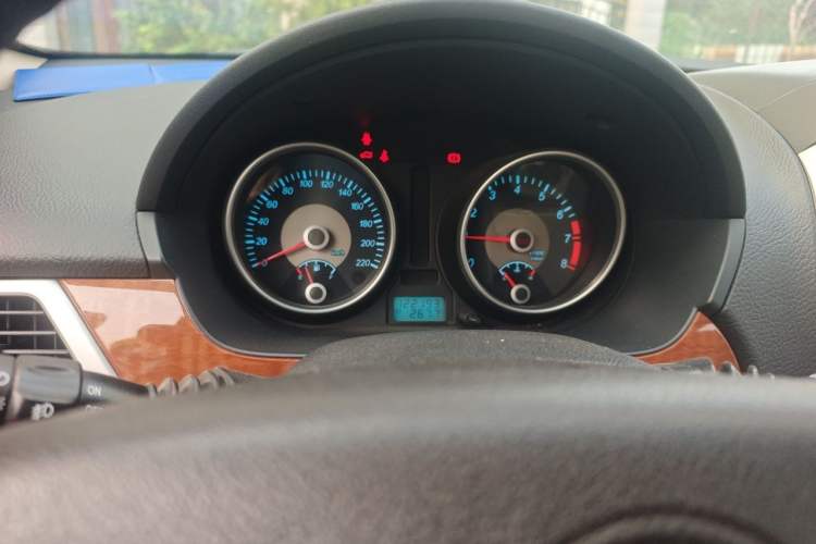 Used Buick Excelle 2011 1.6 LE-MT Instrument Cluster