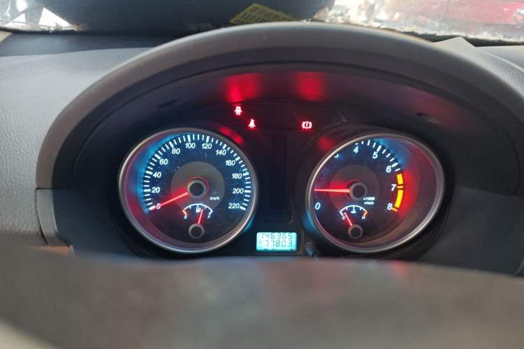 Used Buick Excelle 2011 1.6 LE-MT Instrument Cluster