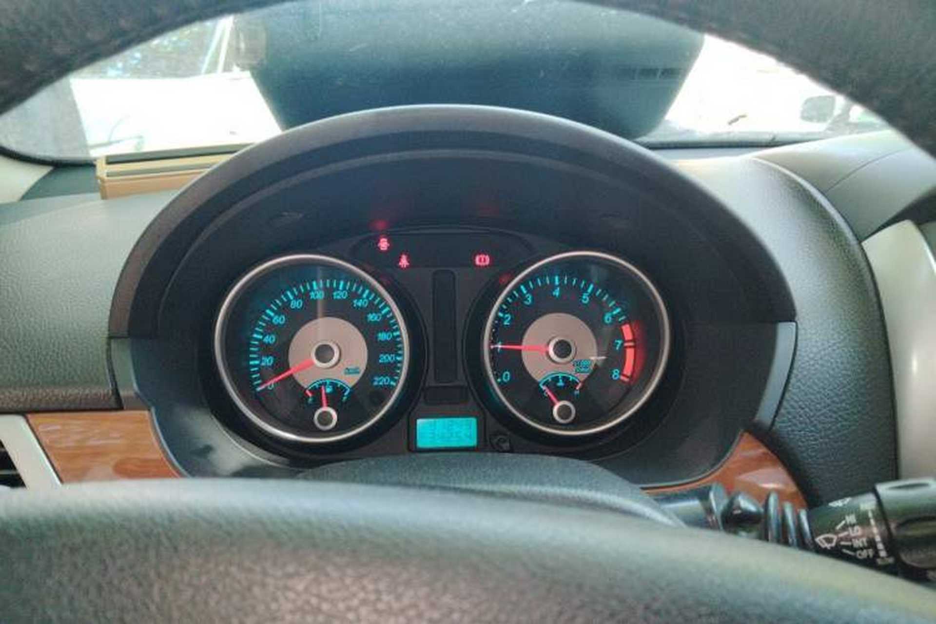 Used Buick Excelle 2011 1.6 LE-MT Instrument Cluster