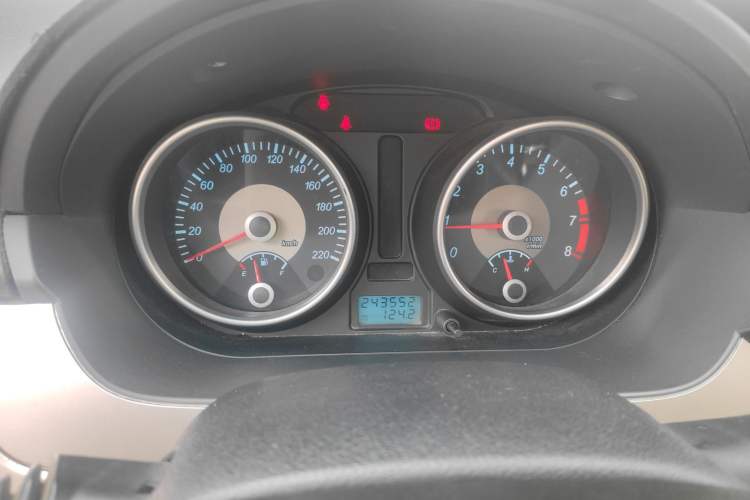 Used Buick Excelle 2011 1.6 LX-MT Instrument Cluster