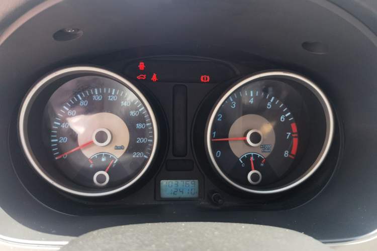 Used Buick Excelle 2011 1.6 LX-MT Instrument Cluster