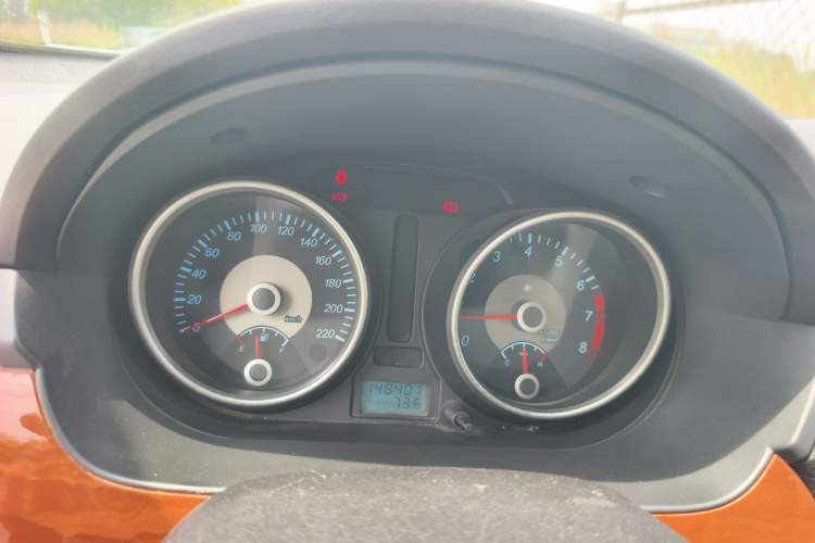 Used Buick Excelle 2011 1.6 LE-MT Instrument Cluster